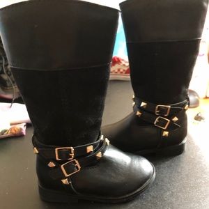 Children’s place boot
